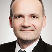 Carsten Fritsch - Rohstoffanalyse, Commerzbank