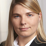 Laura Schwierzeck - Produktmanager, Société Générale